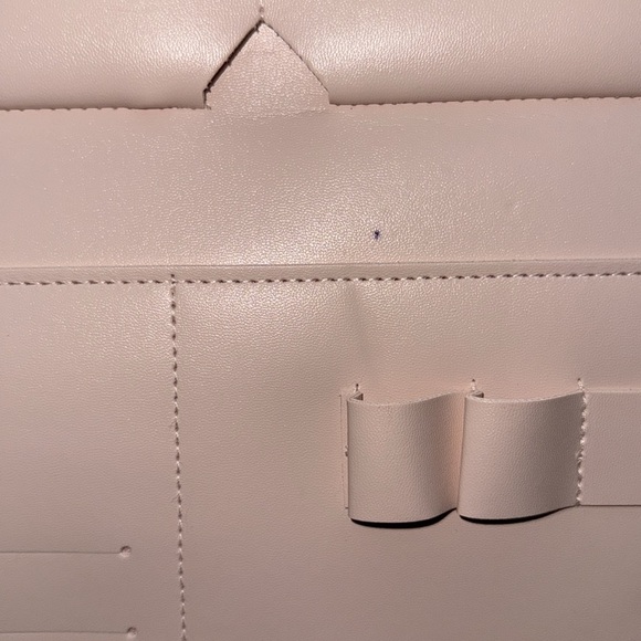 Glass ladder and co Megan portfolio
Light pink - Picture 5 of 6